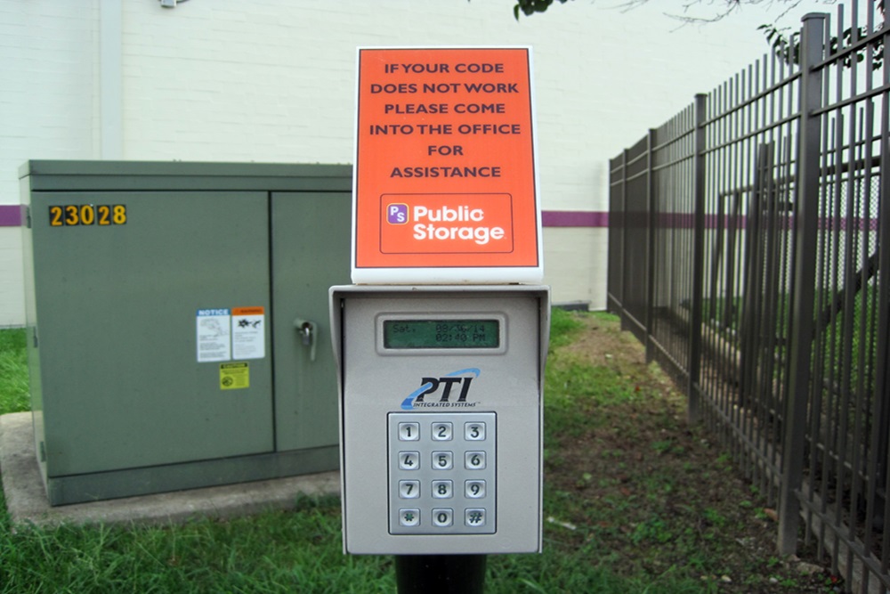 Public Storage - Florissant, MO