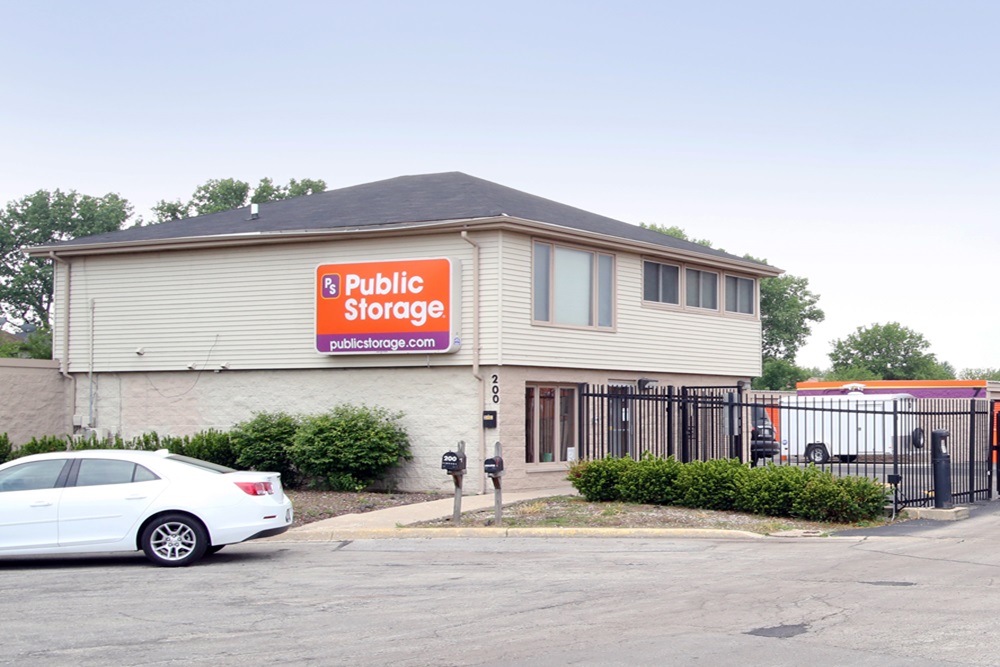 Public Storage - Bolingbrook, IL