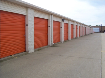 Public Storage - Carol Stream, IL