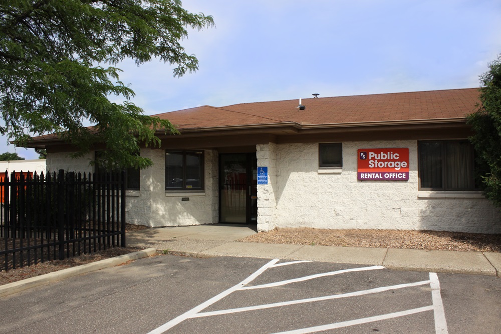 Public Storage - Saint Paul, MN