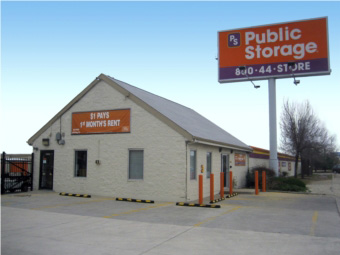 Public Storage - Chicago, IL