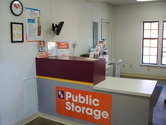 Public Storage - Independence, MO