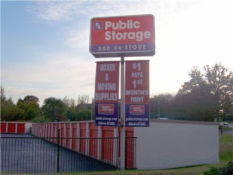 Public Storage - Manchester, CT